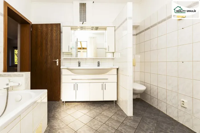 Prodej rodinného domu, Luby, Revoluční, 250 m2