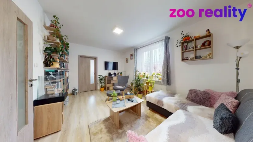 Prodej bytu 3+1, Volary, Sídl. Míru, 70 m2