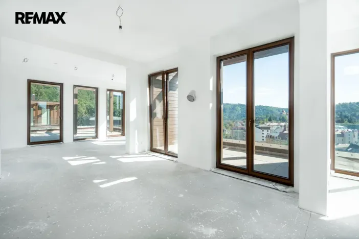 Prodej bytu 5+kk, Karlovy Vary, Tyršova, 296 m2