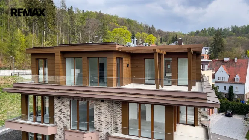 Prodej bytu 5+kk, Karlovy Vary, Tyršova, 296 m2