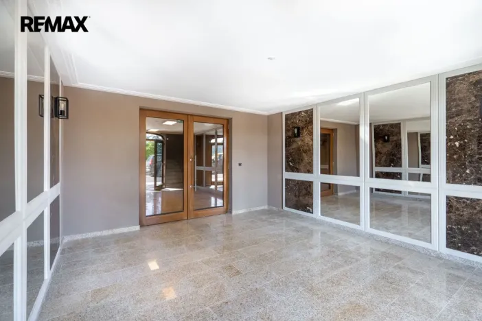 Prodej bytu 5+kk, Karlovy Vary, Tyršova, 296 m2