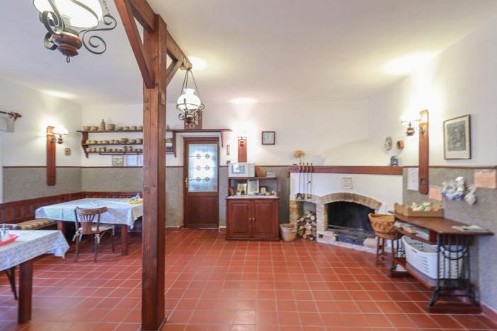 Prodej ubytování, Kašperské Hory - Červená, 550 m2