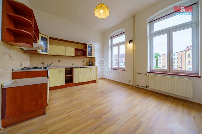 Prodej bytu 1+1, Cheb, Palackého, 43 m2
