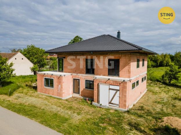 Prodej pozemku pro bydlení, Krhov, 1323 m2