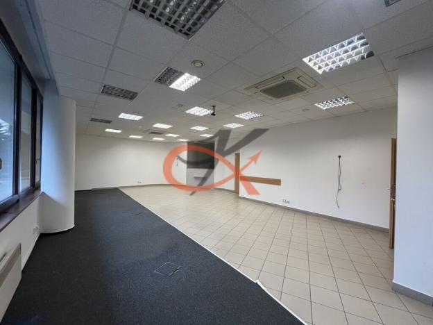 Pronájem obchodního prostoru, Rožnov pod Radhoštěm, 1. máje, 150 m2