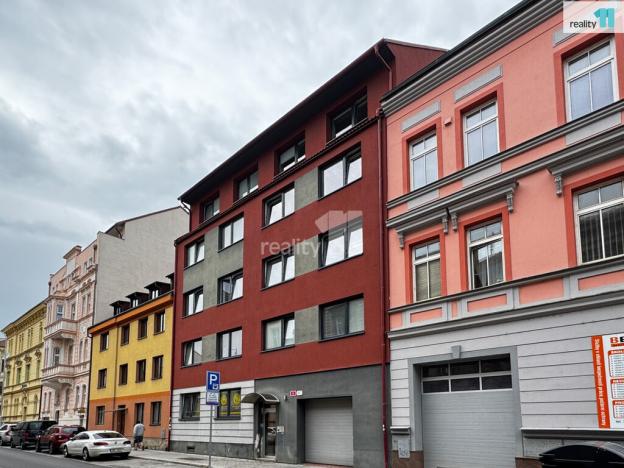 Pronájem bytu 1+kk, Plzeň - Jižní Předměstí, Bendova, 33 m2