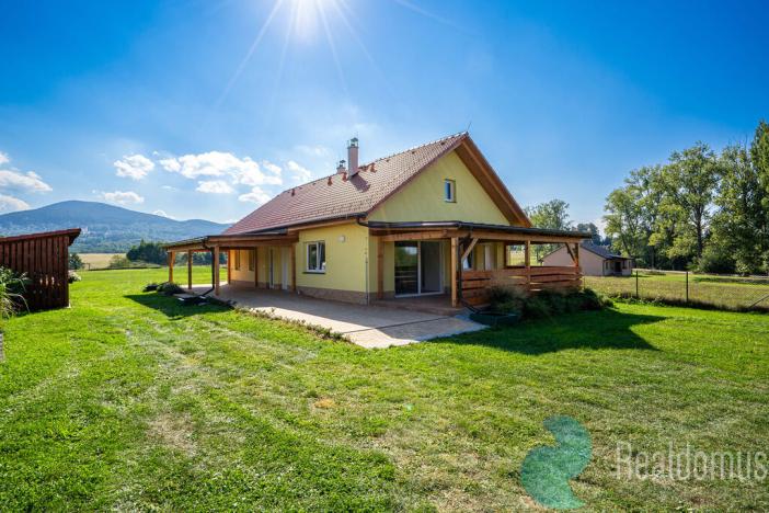 Prodej apartmánu, Horní Stropnice, 130 m2
