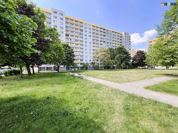 Pronájem bytu 1+1, Hradec Králové, Selicharova, 40 m2