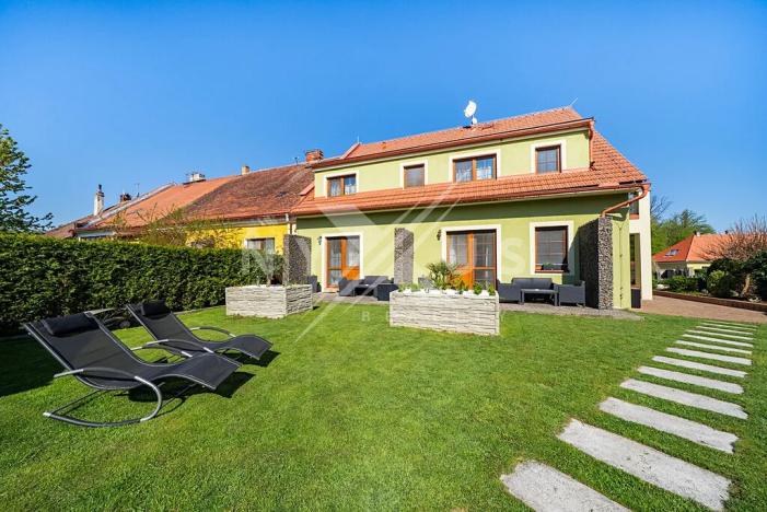 Prodej rodinného domu, Třeboň, 429 m2