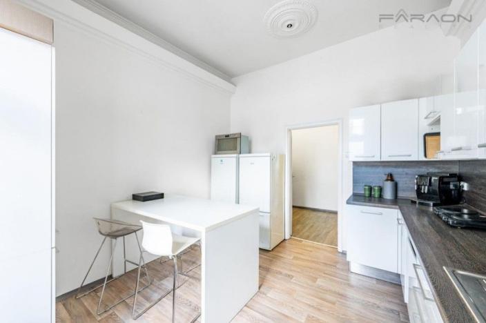 Pronájem kanceláře, Praha - Nové Město, 222 m2