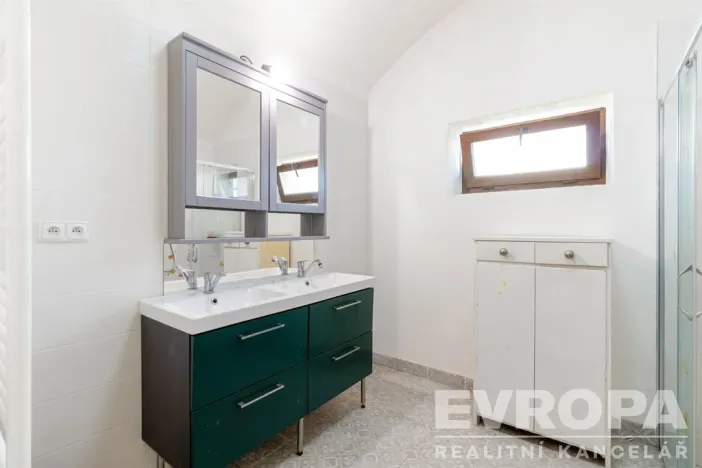 Prodej zemědělské usedlosti, Golčův Jeníkov - Stupárovice, Stupárovice, 100 m2