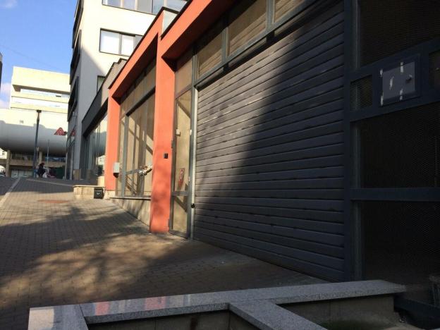 Pronájem garážového stání, Ústí nad Labem - Ústí nad Labem-centrum, Mírové náměstí, 400 m2