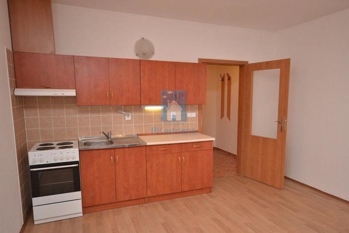 Pronájem bytu 1+kk, Plzeň, Květná, 37 m2