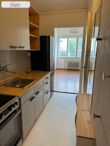 Pronájem bytu 2+kk, Praha - Vinohrady, Benešovská, 41 m2