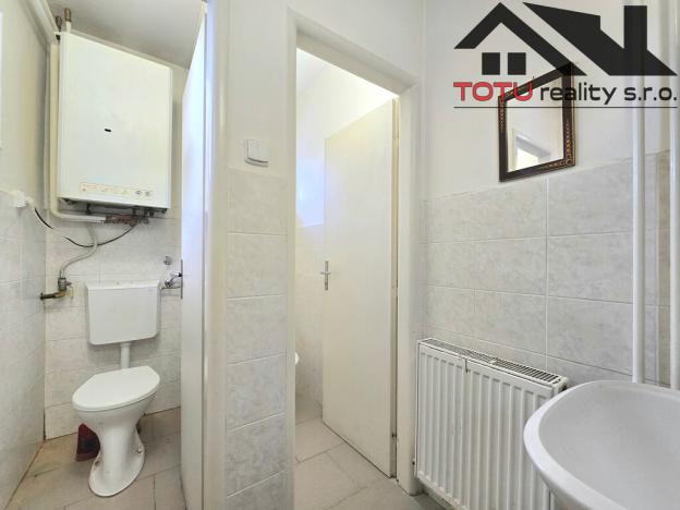 Prodej obchodního prostoru, Předměřice nad Labem, Obránců míru, 837 m2