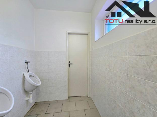 Prodej obchodního prostoru, Předměřice nad Labem, Obránců míru, 837 m2