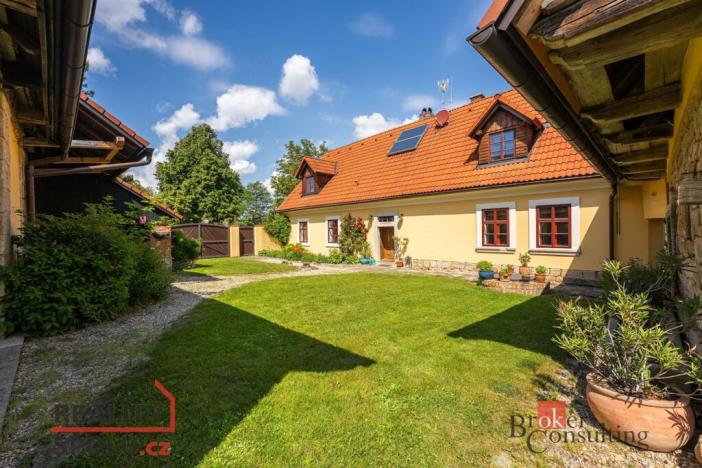 Prodej rodinného domu, Litíč - Nouzov, 620 m2