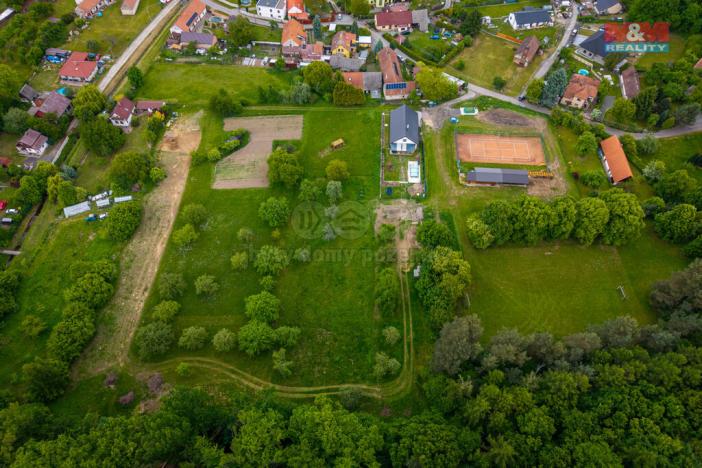 Prodej pozemku pro bydlení, Brloh, 4508 m2