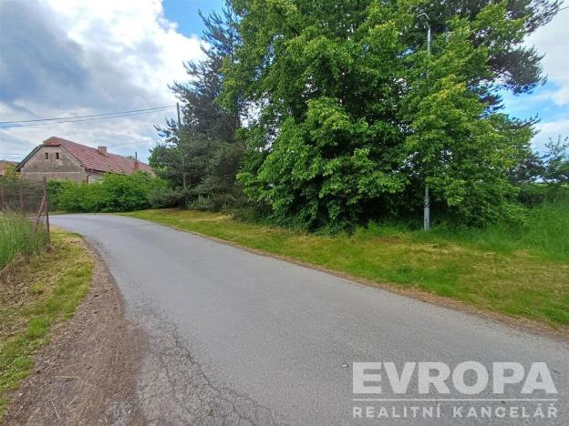 Prodej pozemku pro bydlení, Okrouhlo, 900 m2