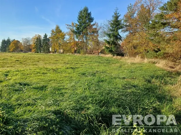 Prodej pozemku pro bydlení, Okrouhlo, 900 m2