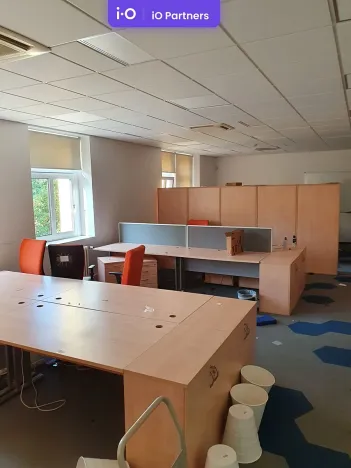 Pronájem kanceláře, Praha - Nusle, Závišova, 526 m2