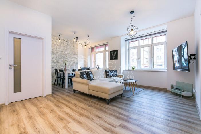 Pronájem bytu 2+kk, Praha - Nusle, 5. května, 59 m2