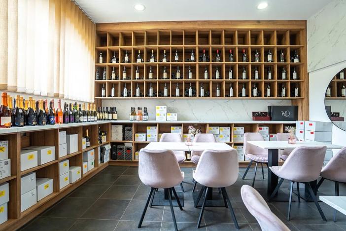 Prodej obchodního prostoru, Lednice, 21. dubna, 55 m2