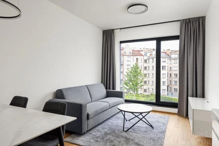 Pronájem bytu 2+kk, Praha - Bubeneč, Vítězné náměstí, 47 m2