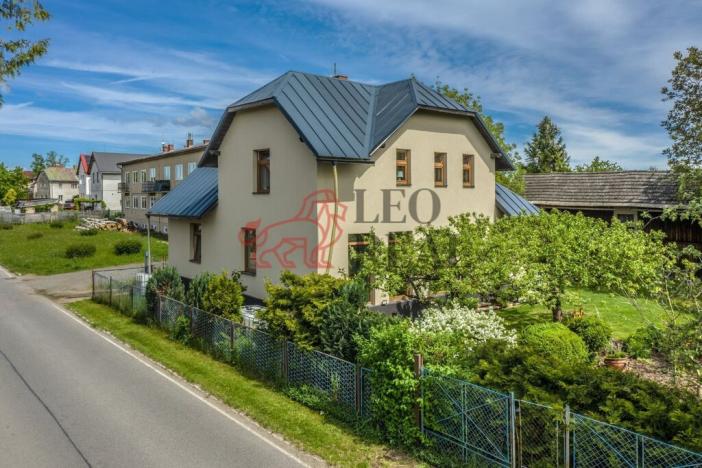 Prodej rodinného domu, Jivina, 300 m2