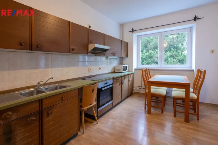 Prodej rodinného domu, Mladé Buky - Kalná Voda, 170 m2