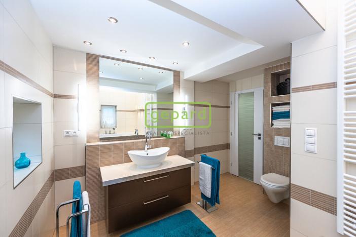 Prodej rodinného domu, Bečov nad Teplou, Na Zelené, 231 m2