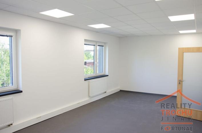 Prodej výrobních prostor, Hradec Králové, U Fotochemy, 1 m2