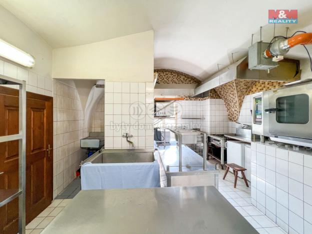 Pronájem restaurace, Železná Ruda, Klostermannovo náměstí, 270 m2