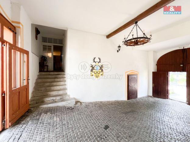 Pronájem restaurace, Železná Ruda, Klostermannovo náměstí, 270 m2