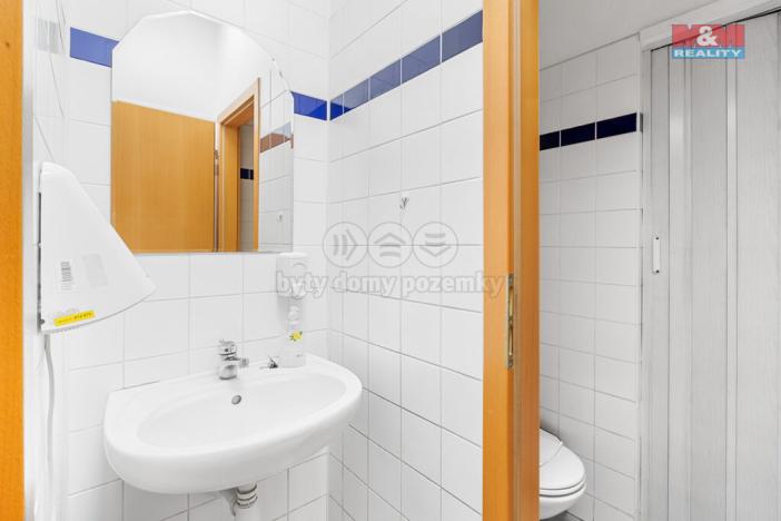 Pronájem obchodního prostoru, Ústí nad Labem - Ústí nad Labem-centrum, Velká Hradební, 280 m2