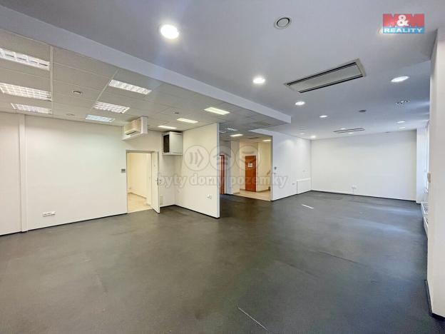 Pronájem obchodního prostoru, Ústí nad Labem - Ústí nad Labem-centrum, Velká Hradební, 280 m2