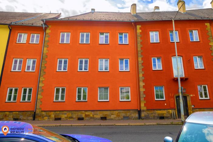 Prodej bytu 4+1, Šumperk, Masarykovo nám., 97 m2