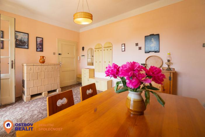 Prodej bytu 4+1, Šumperk, Masarykovo nám., 97 m2