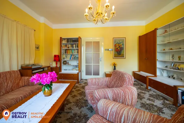 Prodej bytu 4+1, Šumperk, Masarykovo nám., 97 m2