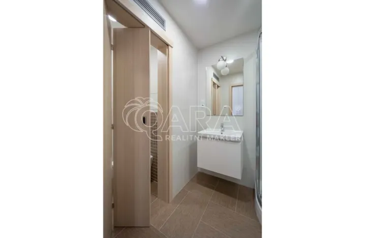 Pronájem bytu 1+kk, Praha - Vršovice, Petrohradská, 30 m2