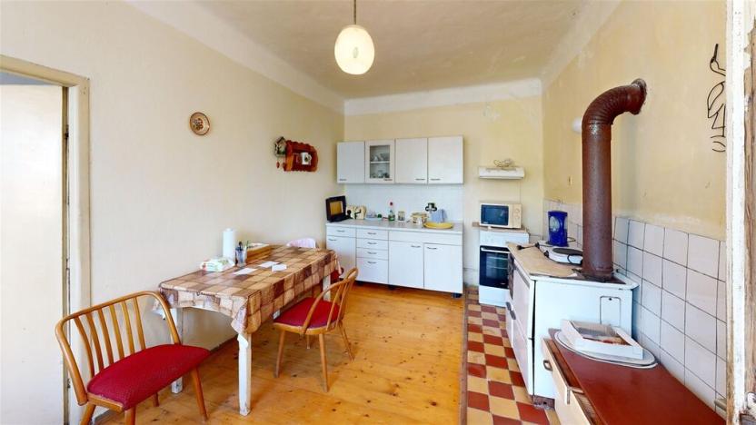 Prodej rodinného domu, Lišany, Pražská, 150 m2