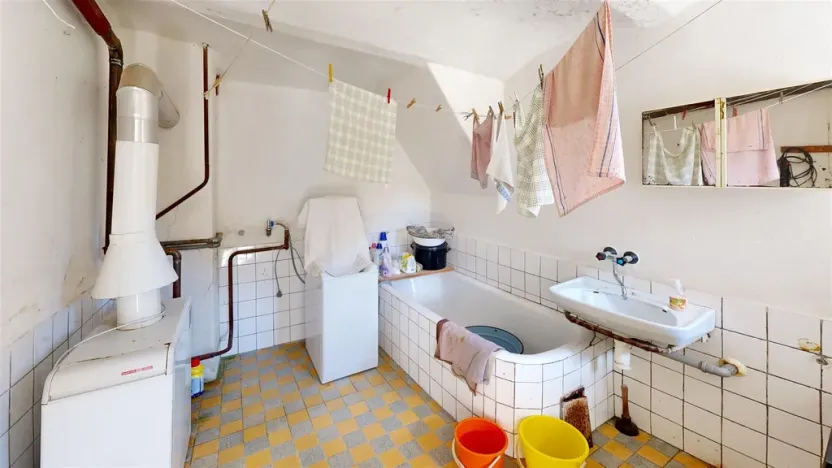 Prodej rodinného domu, Lišany, Pražská, 150 m2