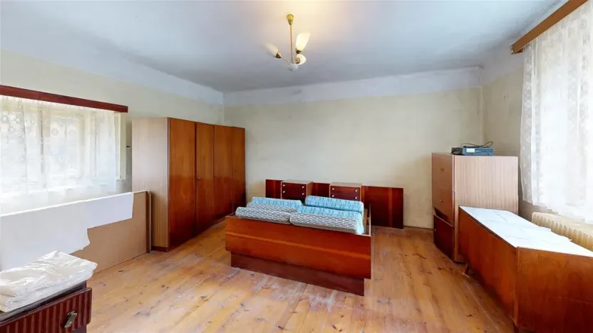 Prodej rodinného domu, Lišany, Pražská, 150 m2