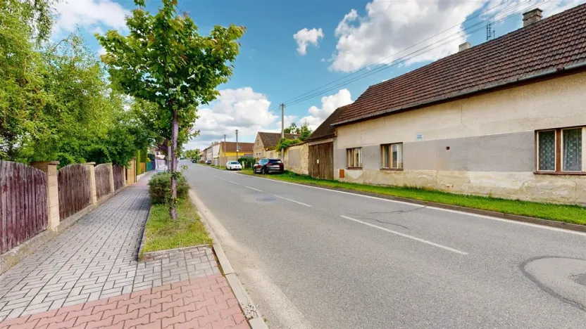 Prodej rodinného domu, Lišany, Pražská, 150 m2