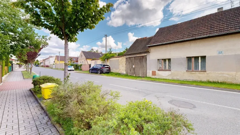 Prodej rodinného domu, Lišany, Pražská, 150 m2