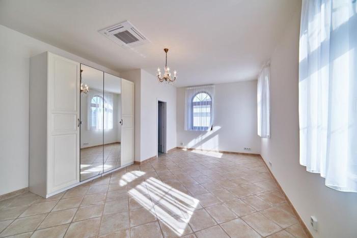 Pronájem vily, Praha - Nebušice, Nebušická, 255 m2