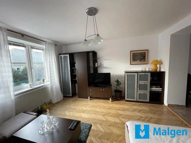 Pronájem bytu 1+1, Mníšek pod Brdy, 9. května, 52 m2