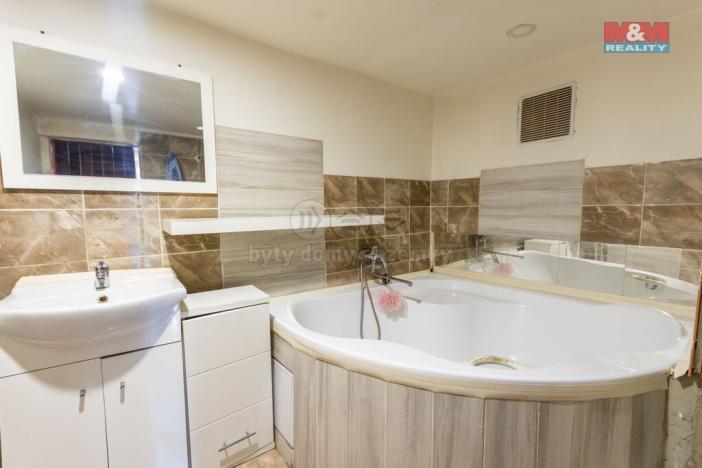 Prodej rodinného domu, Horní Benešov, Krnovská, 270 m2