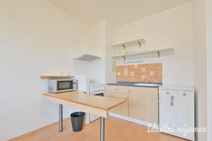 Pronájem bytu 1+kk, Brno, Keřová, 33 m2