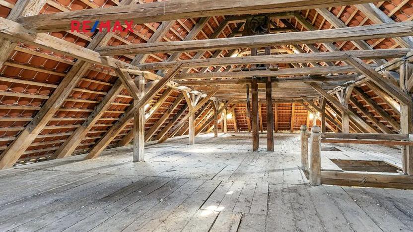 Prodej zemědělského objektu, Počedělice, 2500 m2